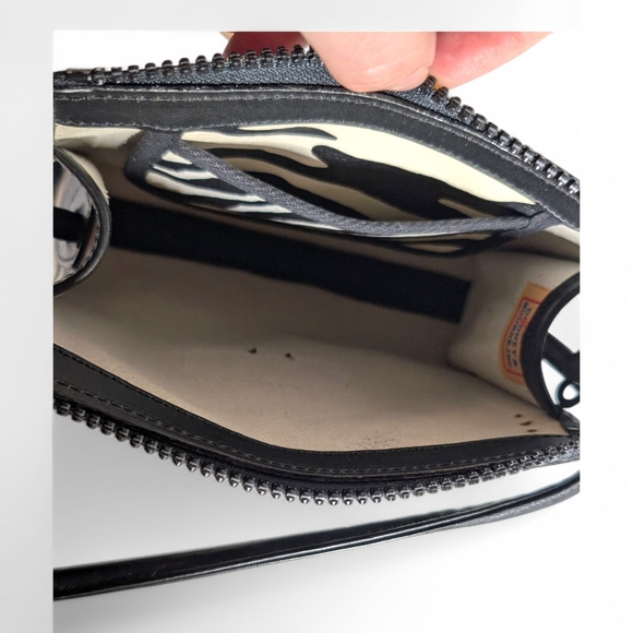 Black and Cream Zebra Print Crossbody Bag - Picture 12 of 13